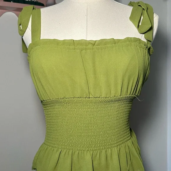 Aritzia Wilfred Ballad Camisole - Picture 2 of 10